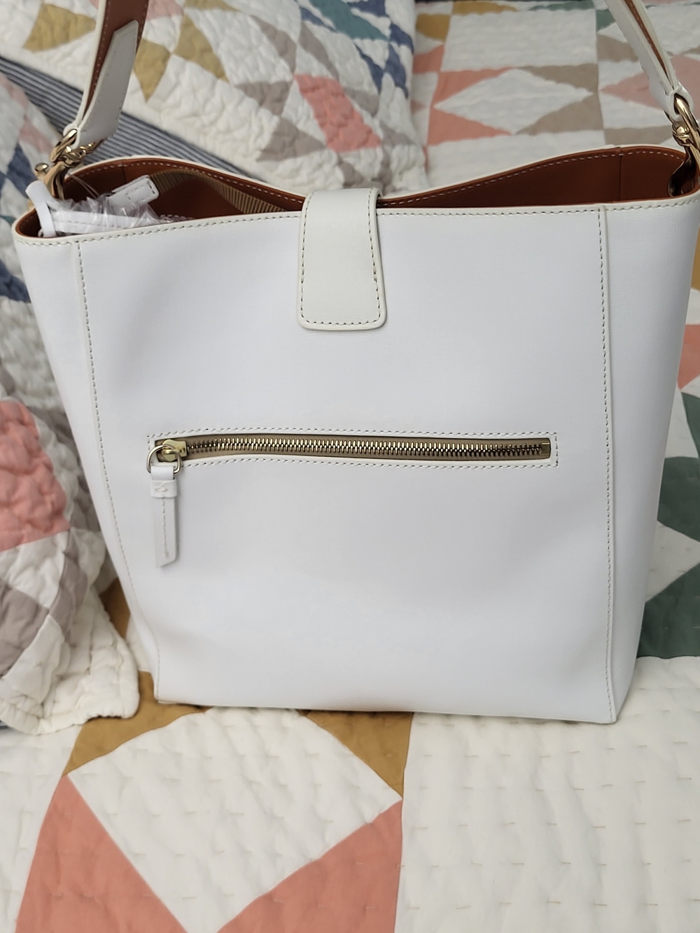 Dooney & Bourke Ashby White Leather Shoulder Bag with Gold Hardware - Picture 12 of 13